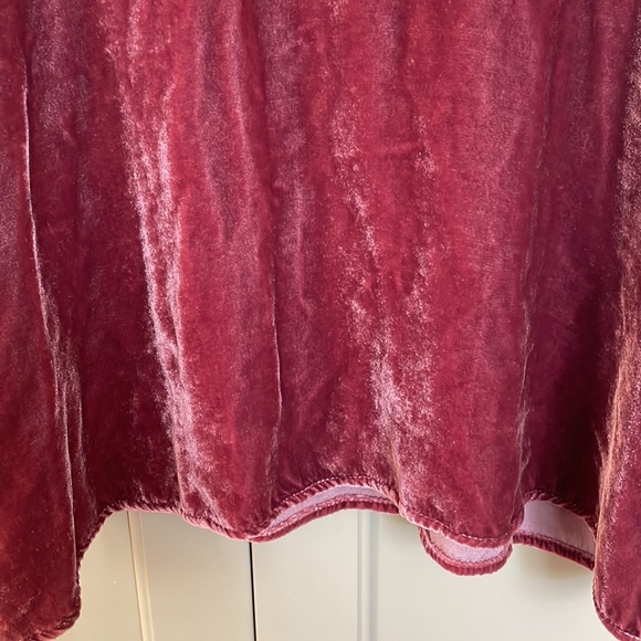 Velvet By Graham & Spencer Puff Sleeve Top - Picture 4 of 8